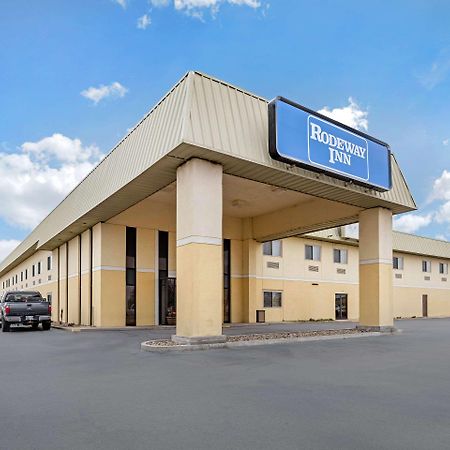 Rodeway Inn South Hutchinson Buitenkant foto