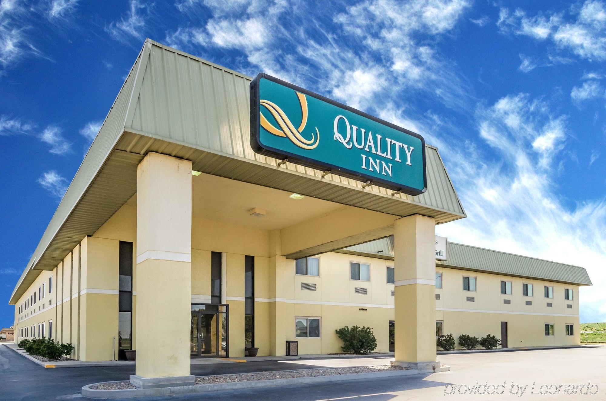 Rodeway Inn South Hutchinson Buitenkant foto